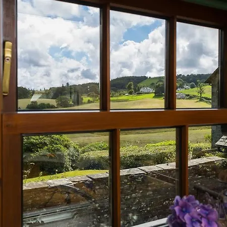 Middle Wray Holiday home